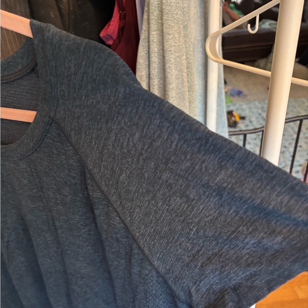 Lululemon Athletica Dark Blue Short Sleeve Tee - Picture 3 of 5